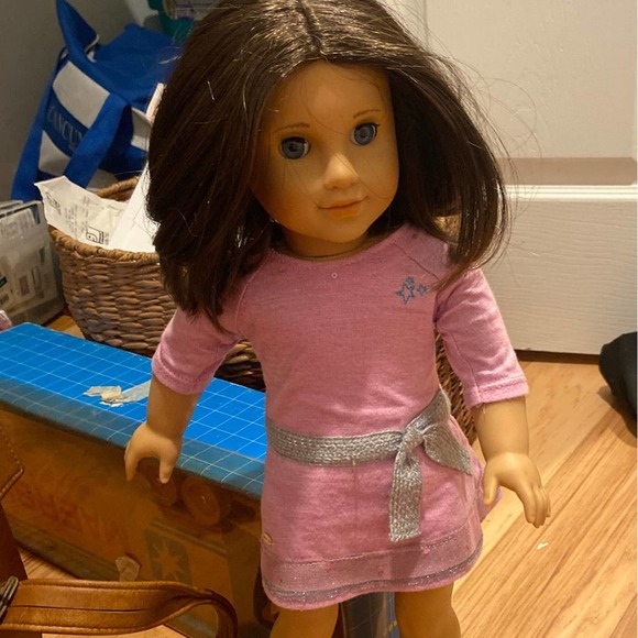 6 - lt skin, black hair, br eyes, classic RETIRED | American  American Girl Doll Bk Br Hair Br Eyes Lt Skin